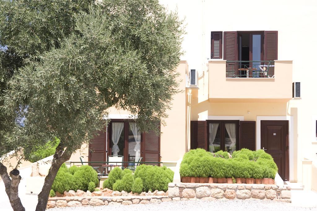 Berdoussis Hotel 2*