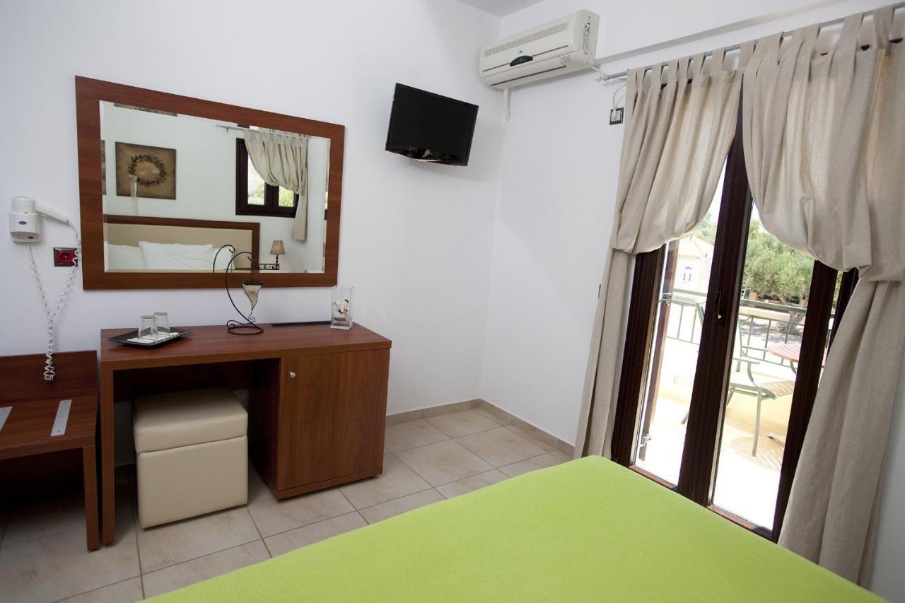 Berdoussis Hotel 2*